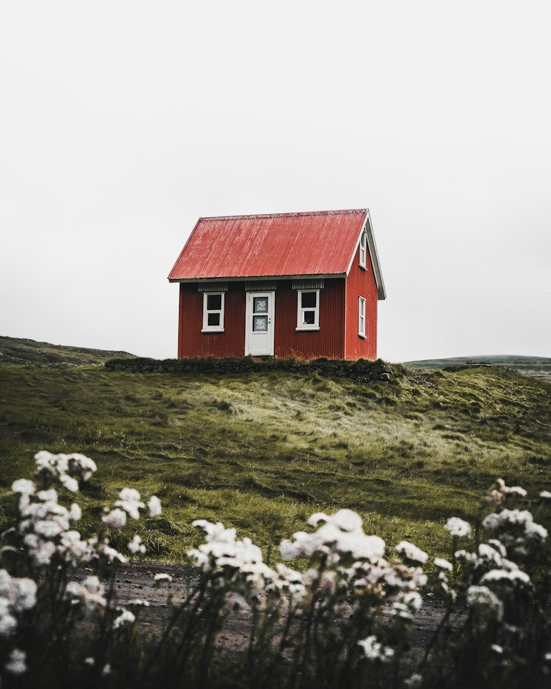 Tiny house off-grid guide
